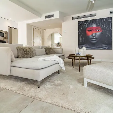 Apartment Lnm10 - Casa Naranjos Puerto Banus By Roomservices Marbella
