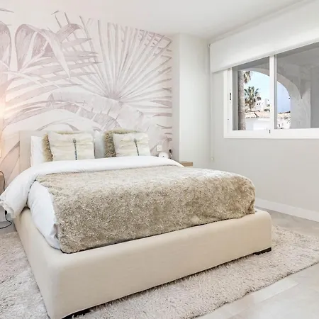Apartment Lnm10 - Casa Naranjos Puerto Banus By Roomservices Marbella