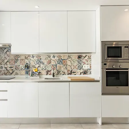 Apartment Lnm10 - Casa Naranjos Puerto Banus By Roomservices *